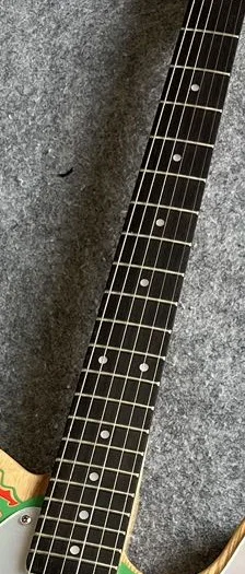 F29 Exquisite electric guitar, high-quality chrome plated hardware guitar, fast and free shipping
