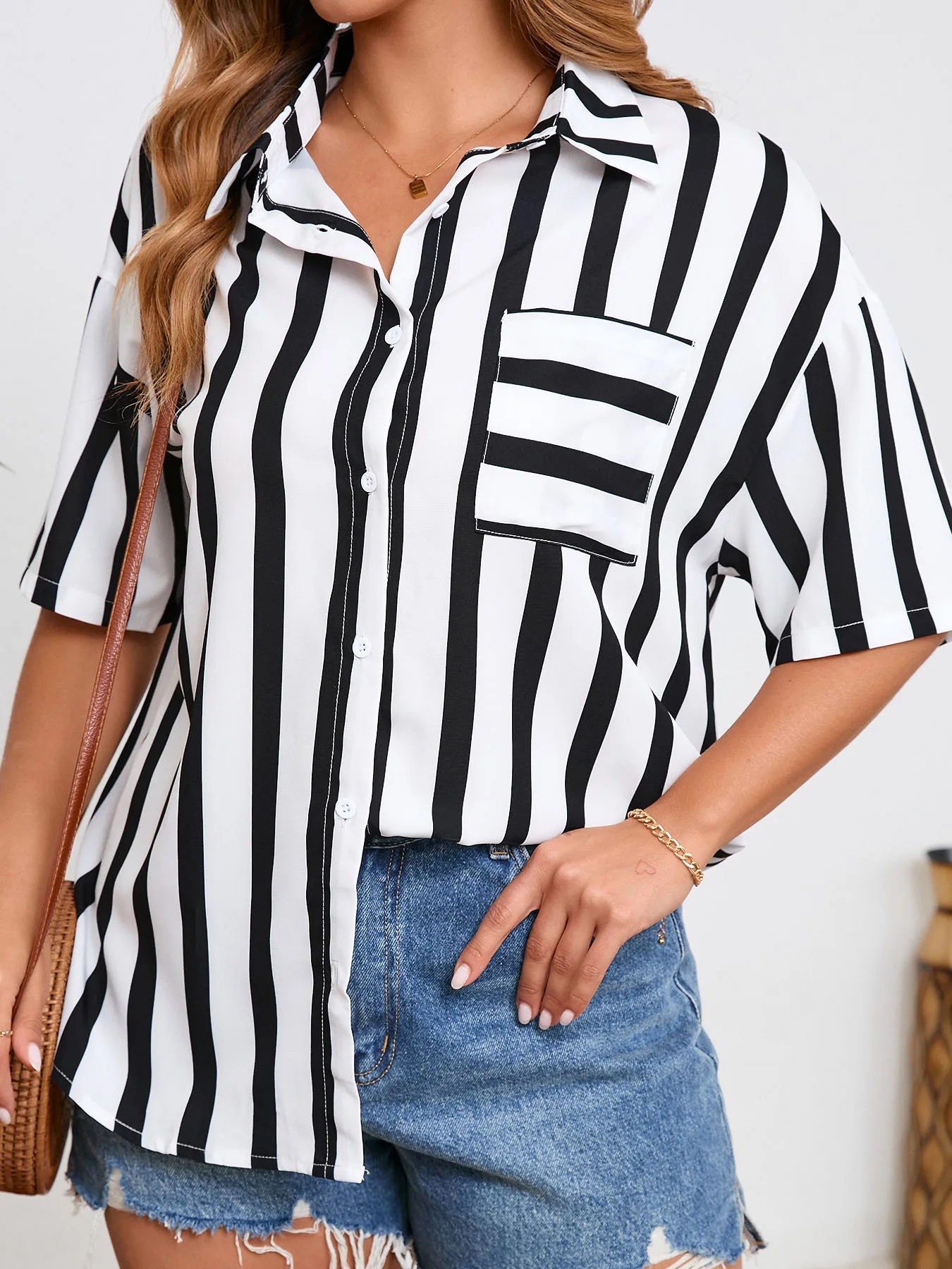 Women's Plus-Size Summer Printed Striped Short-Sleeve V-Neck Button-Down Shirt with Front Patch Pocket – Work-Casual Top
