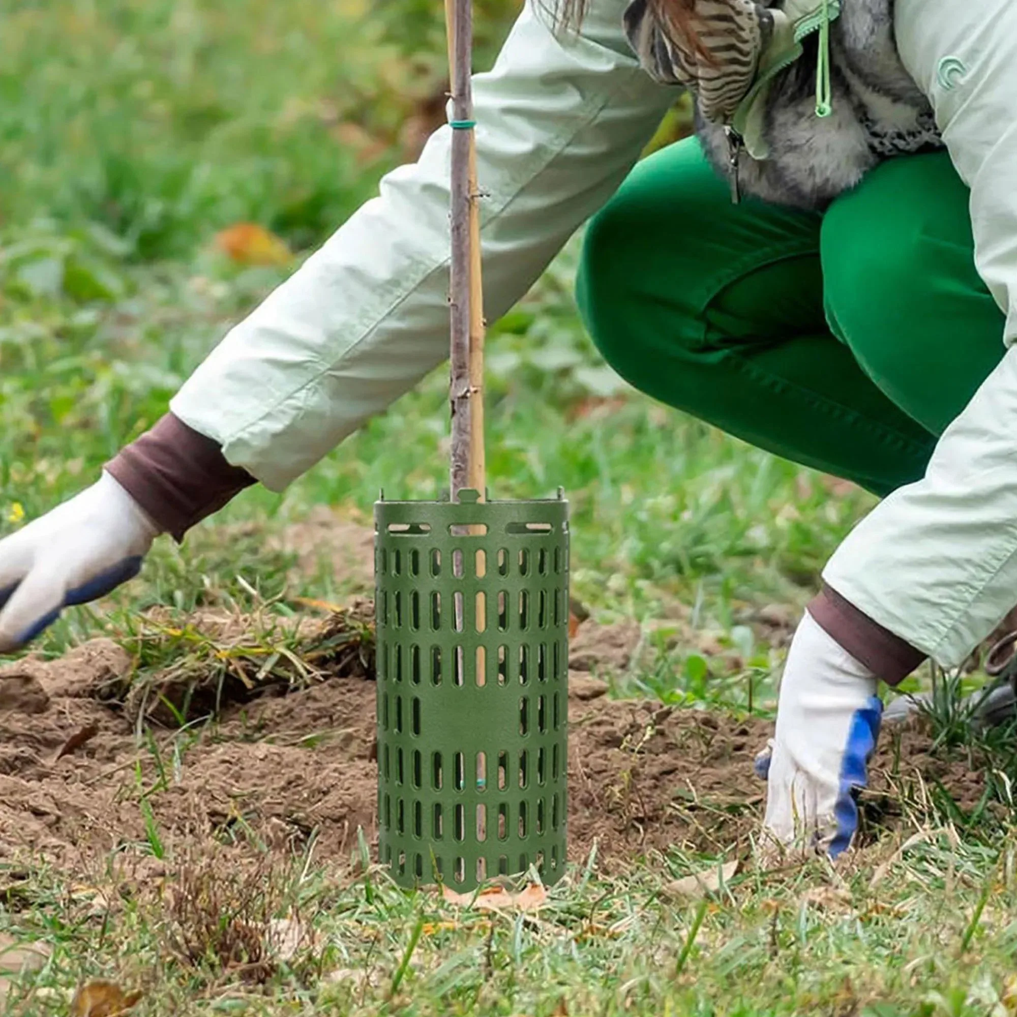 

Green Pvc Adjustable Splicing Combination Tree Protection Cover, Garden Seedling Protection Cover, Bark Protection Fence