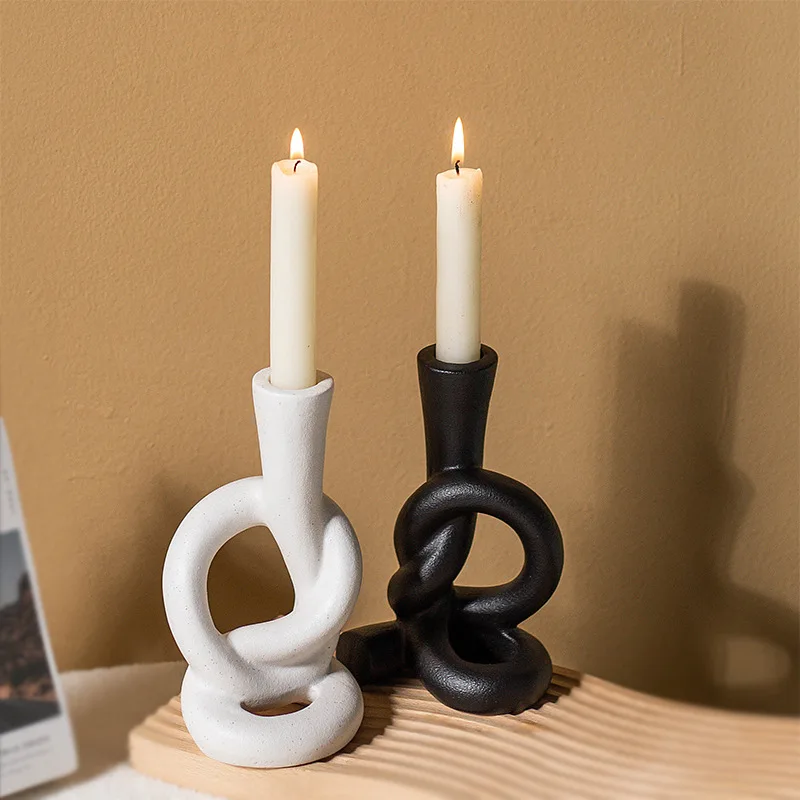 

Elegant Ceramic Aroma Candle Holders in European and American Instagram Style, Creative Home Decor Ornaments
