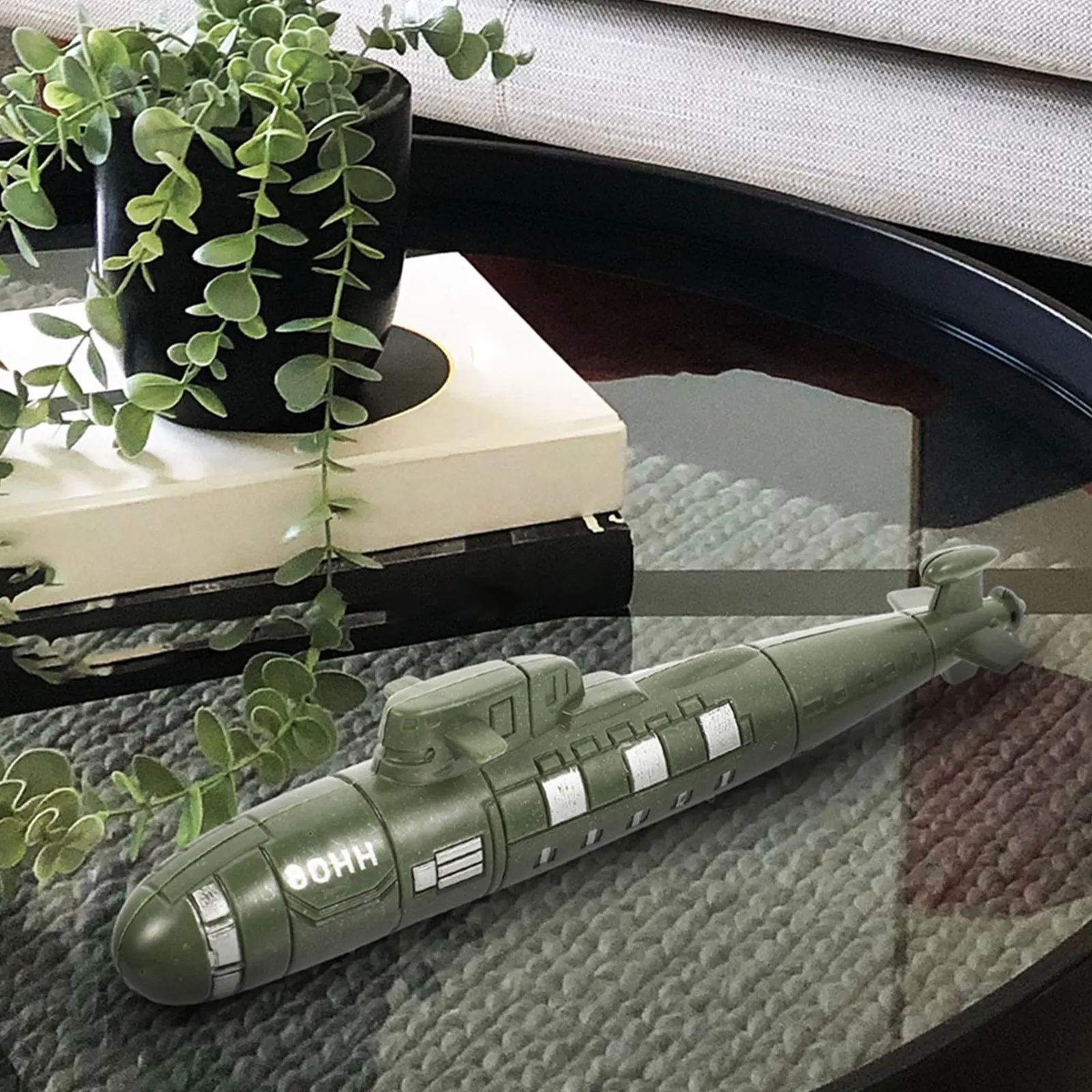 

12Pcs Lifelike Military Submarines Plastic Models Compact Retro Naval Decor for Desktop Sand Table Living Room Office Landscape