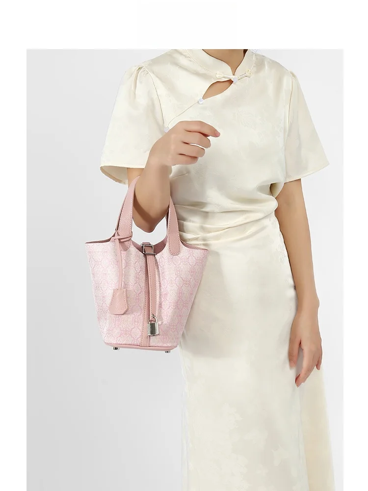 

DAOR New Chinese Sle Water Buet Bag Women's Summer 2025 Handbag Basket oulder Crossbody Bag Faion Trend Soft Leather