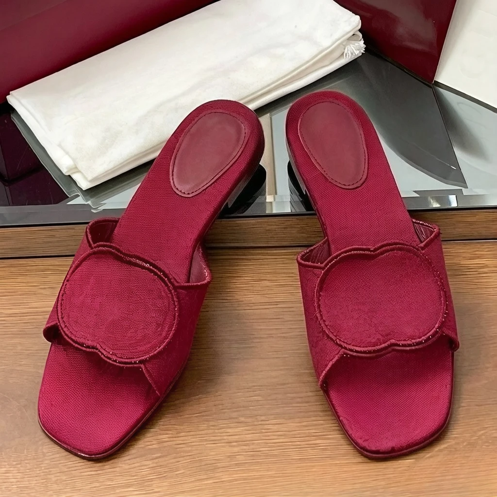 

2026 Summer New Women's Genuine Leather Hollow Out Sandals Casual Beach Shoes Trendy Celebrity Style Outdoor Footwear