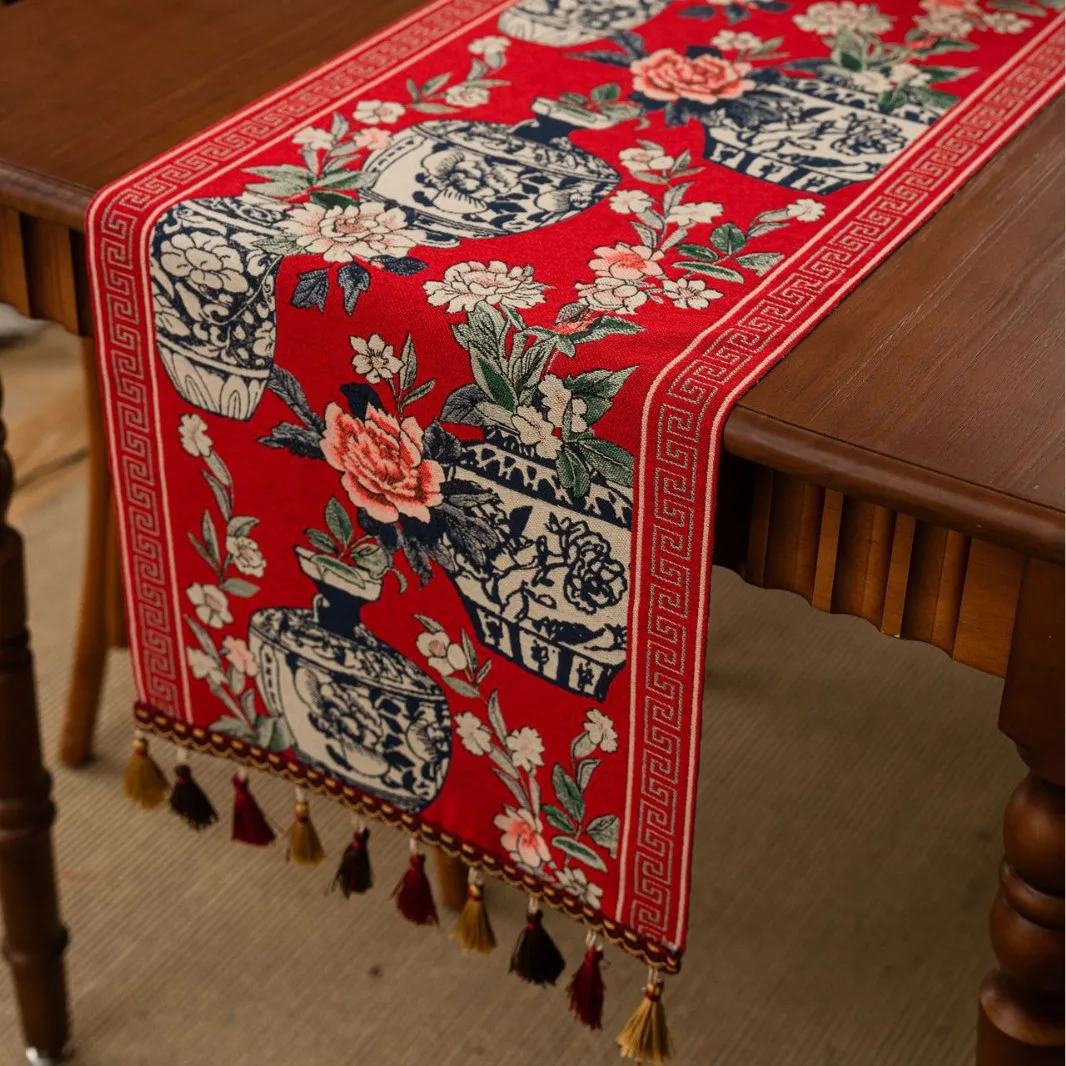 Chinese Blue and White Porcelain Jacquard Vintage Table Runner with Tassel Red Living Room Tea Table Flag TV Cabinet Decoration