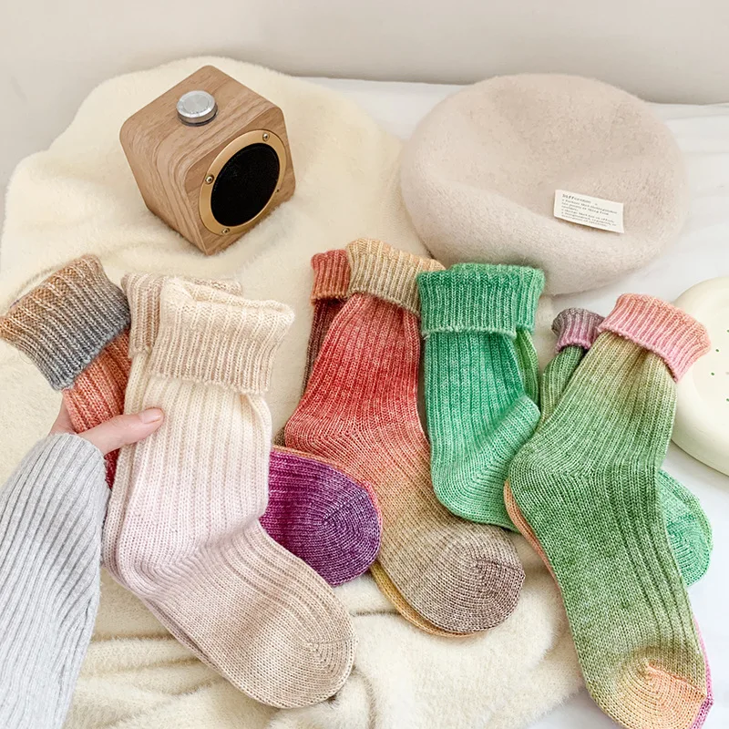 Sweet Tie-Dye Gradient Vertical Striped Warm Socks Personality Autumn Winter Thick Wool Socks Rainbow Color Christmas Party Soxs
