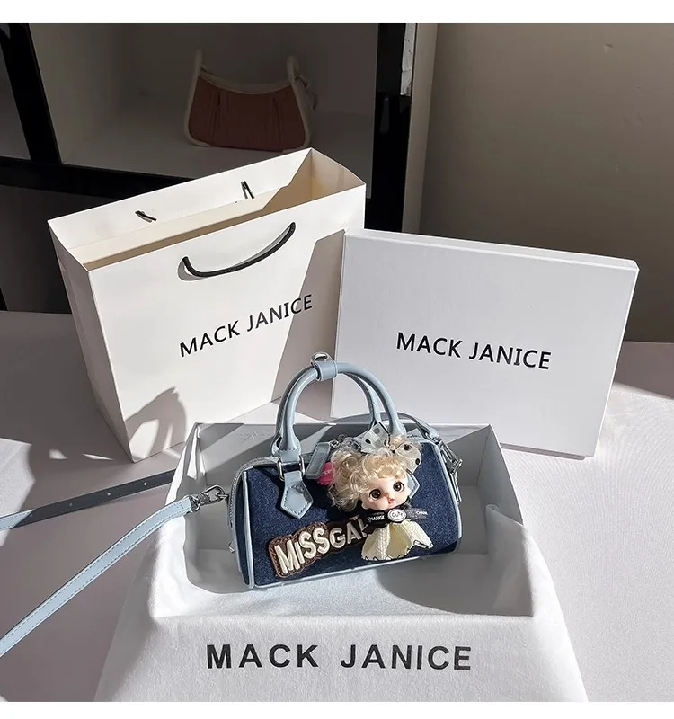 

Fashion Cute Doll Women Handbag Blue Denim Pillow Bag High Quality Luxury Clutch Purse Female Shoulder Crossbody Bag Casual Bag