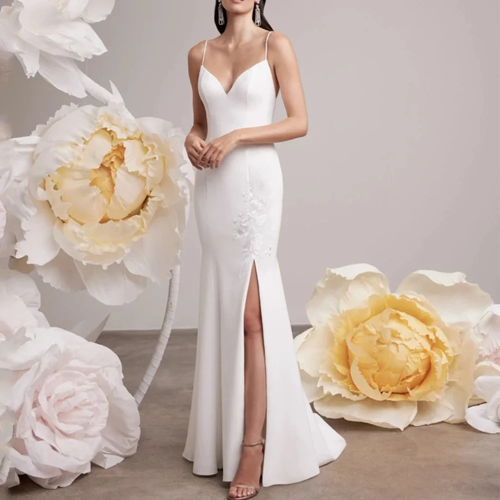 Classic Spaghetti Straps Mermaid Wedding Dress Bride V-Neck Side Slit with Applique Floor Length Backless Sleeveless Gowns