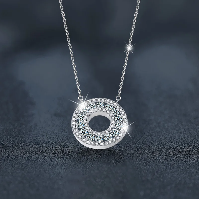 D-color moissanite diamond pendant S925 sterling silver necklace, high-end and non-fading collarbone jewelry accessory