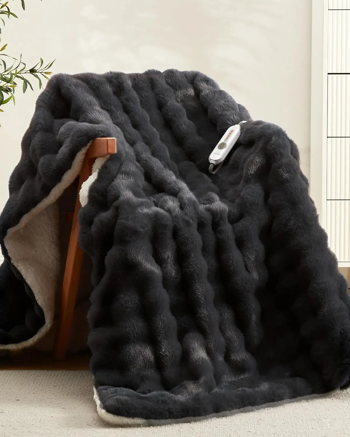 

Luxury Faux Fur Heated Throw Blanket - 4 Heat Settings, Auto Shut-Off, Machine Washable, Dark Grey