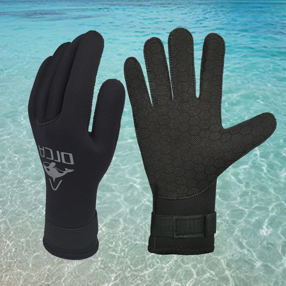 Thumbnail 3 - #37 Compare Swim Gloves Before You Buy