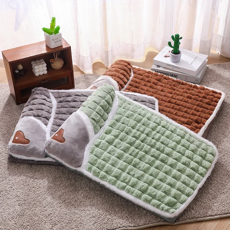 

Warm Winter Four Seasons Universal Kennel Sleeping Nest with Winter Removable and Washable Floor Mat, Dog Sleeping Mat, Pet So