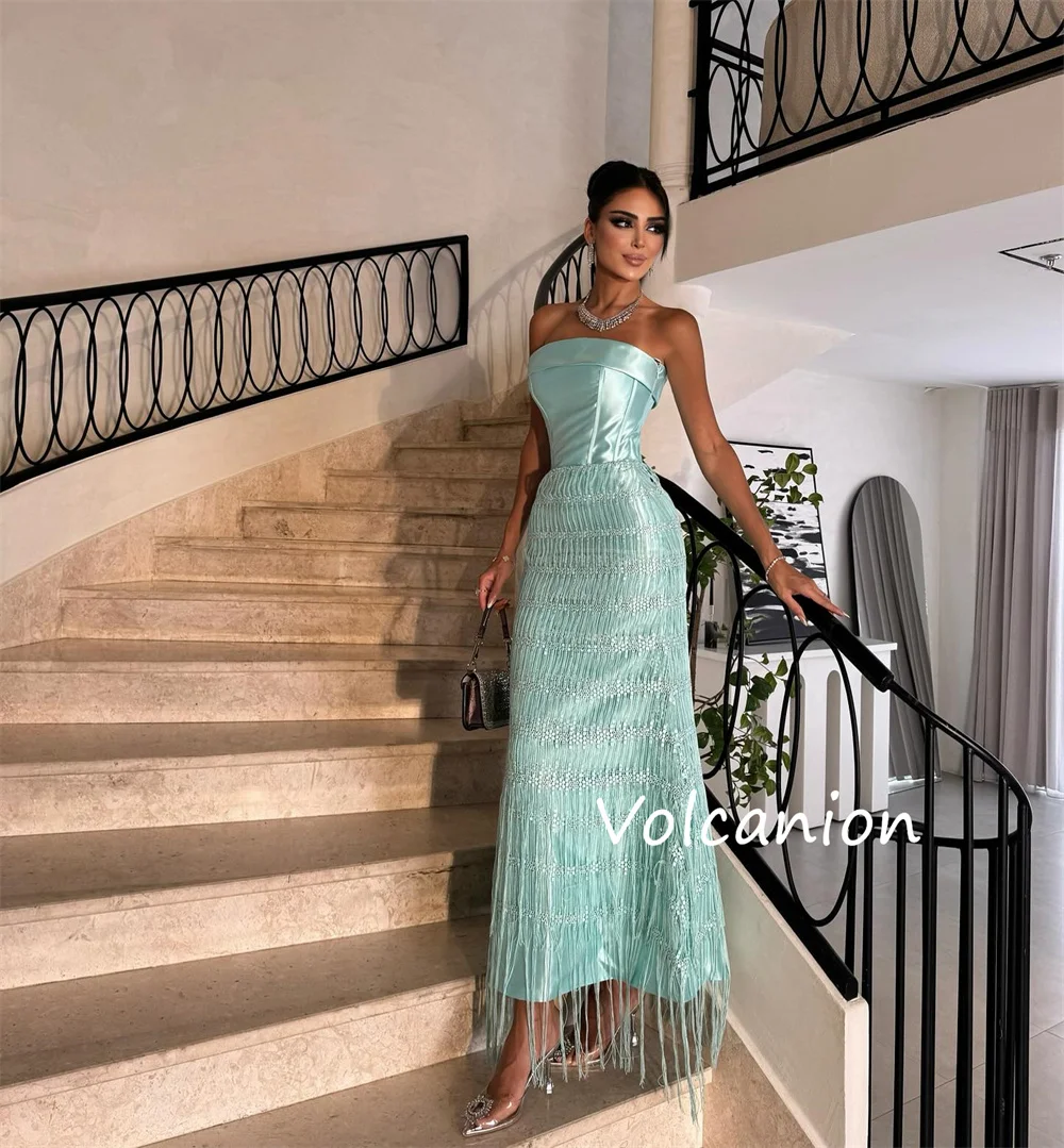 فساتين طويلة مخصصة بطيات Charmeuse مطرزة بحورية البحر بدون حمالات مناسبة مخصصة أزياء Quinceanera