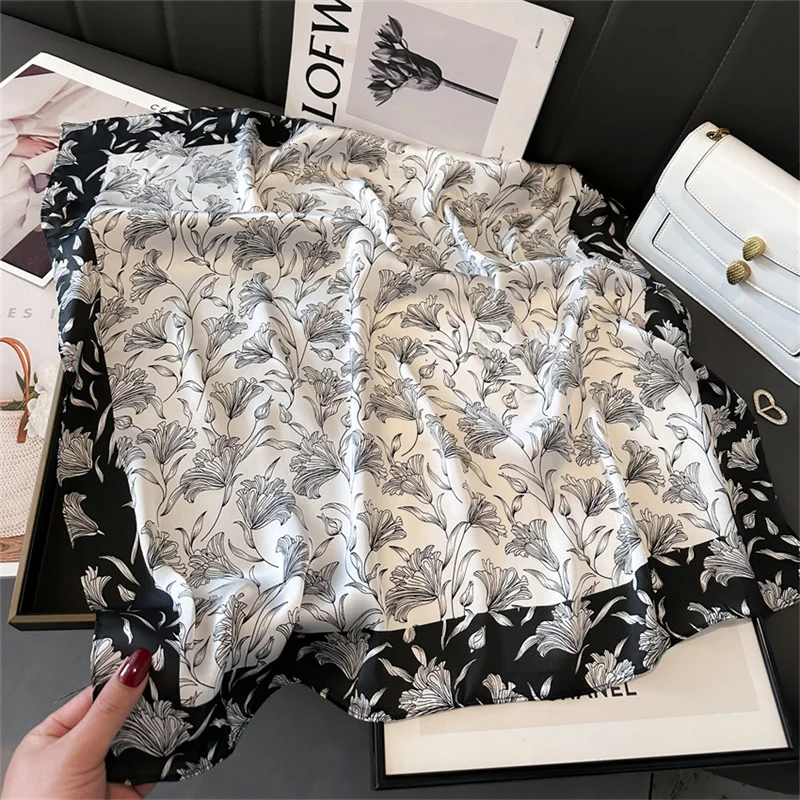 2024 neue Mode 70 x70cmprinted Damen schal Pashmina Seiden schal quadratischer Schal dekorative Stirnband Hals Luxus Design Bandana