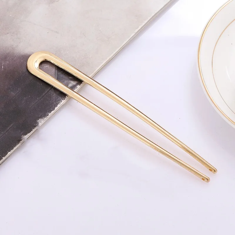 U-förmige Haarnadel für Damen, eine schlichte und retro-inspirierte Haarnadel, ist modisch, klassisch und vielseitig einsetzbar. – Detail 2