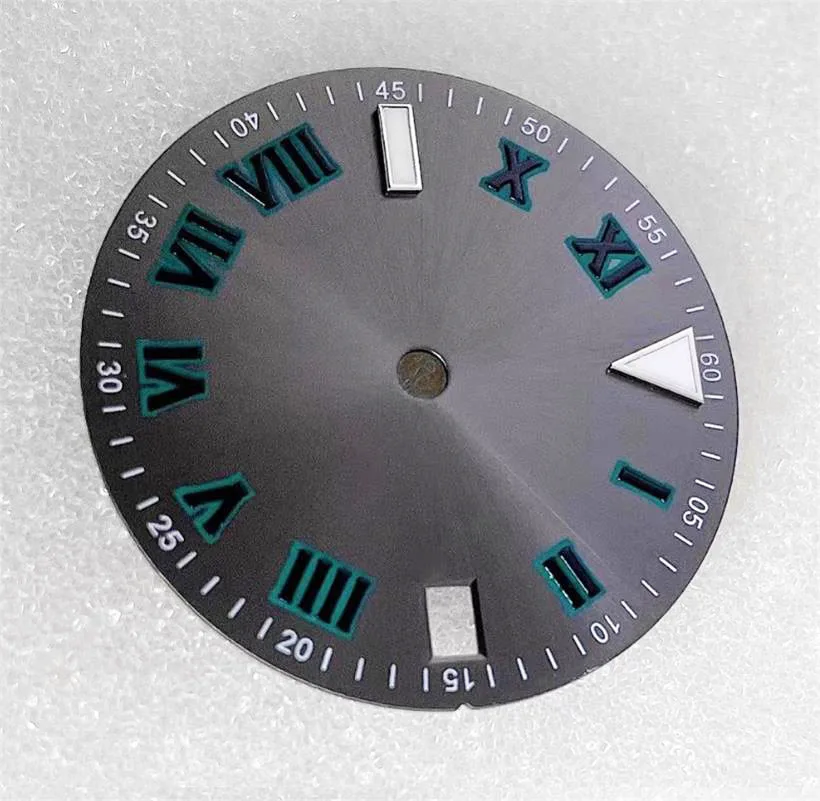 Quadrante dell'orologio da 28,5 mm quadrante letterale con numeri romani adatto per NH35 NH36 4R35 4R36 movimento meccanico accessori per orologi