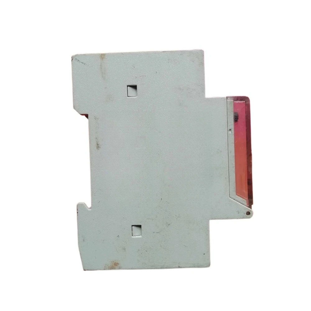 CCT15721 programmable time control switch with memory