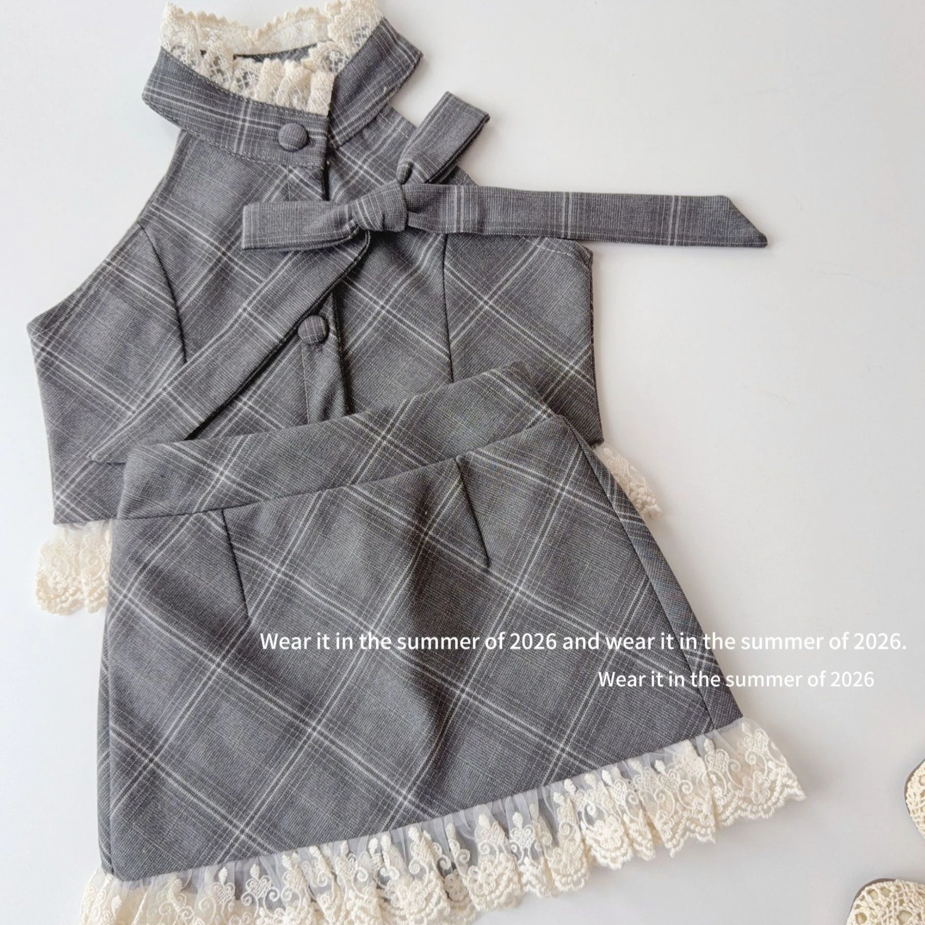 

Girls' Suit 2026 Spring and Summer New Children's Wear Korean Style Girl Baby Fashion Grid Stripe Neck Bow Lace Two-piece Set