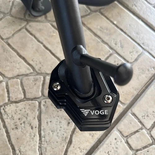 Imagen 2 del producto Para VOGE 900DSX 625DSX 525DSX DSX 900 625 525 DSX 2024 2025 soporte lateral para motocicleta soporte de pie placa agrandada tapas de válvula de neumático
