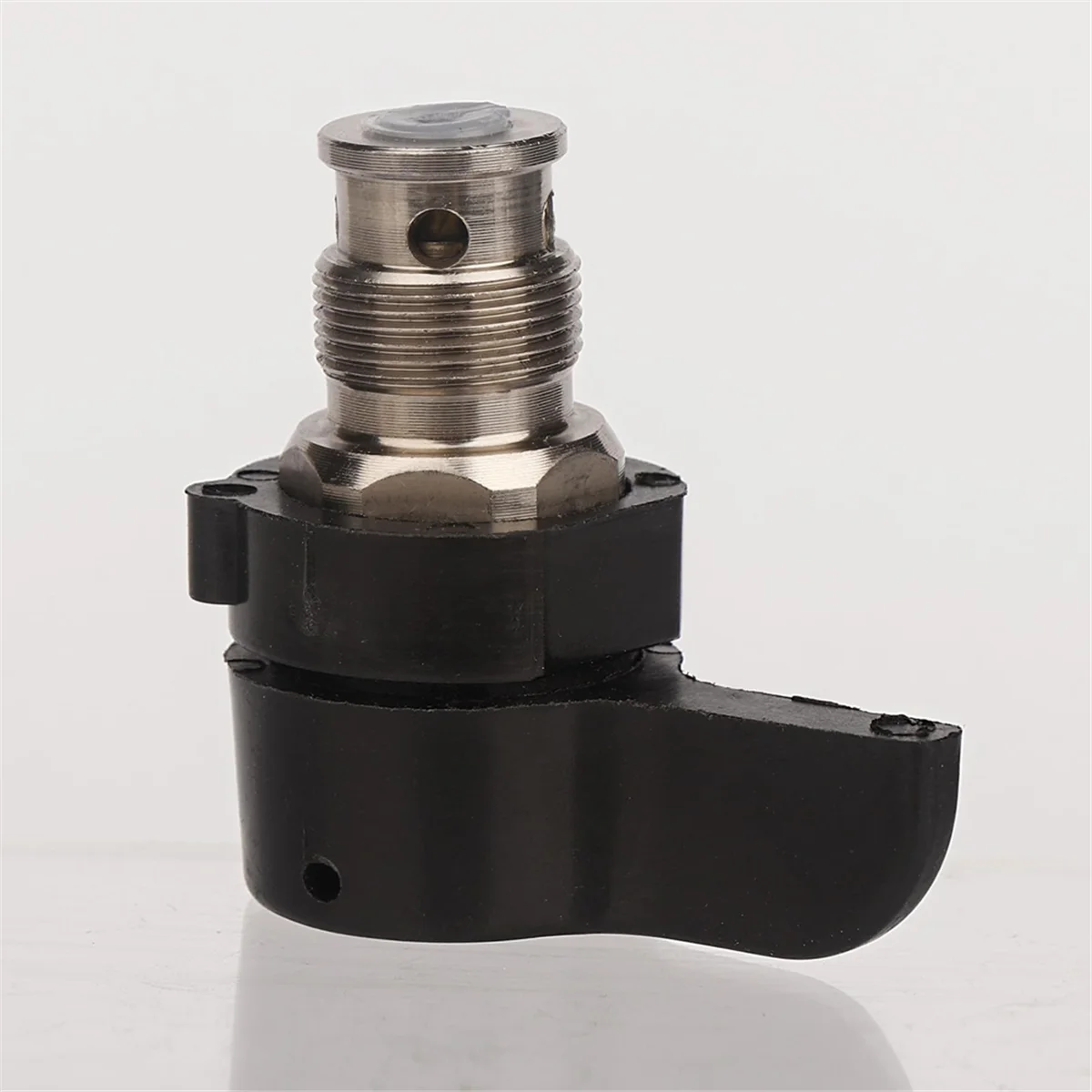 

HITL 235014 Безвоздушный обратный клапан Сливной клапан для 210 230 390 395 490 495 595 3400 Безвоздушный распылитель краски