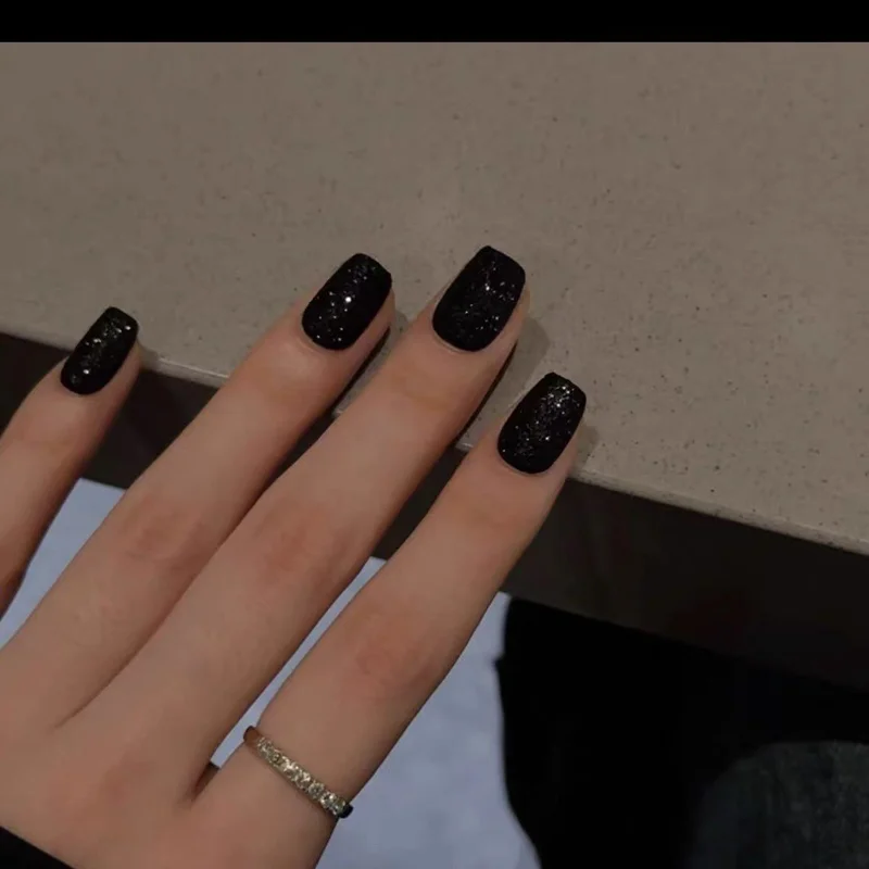 10 قطع اليدوية قصيرة مربع الصحافة على الأظافر الأسود المحبب السكر الاكريليك الأظافر وهمية بريق متجمد الاصطناعي مانيكير الفن كيت