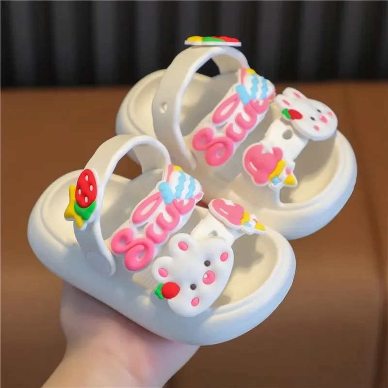 Children\'s slippers summer new non-slip cartoon baby girls shoes wearing children\'s sandals outside the beach boys shoes