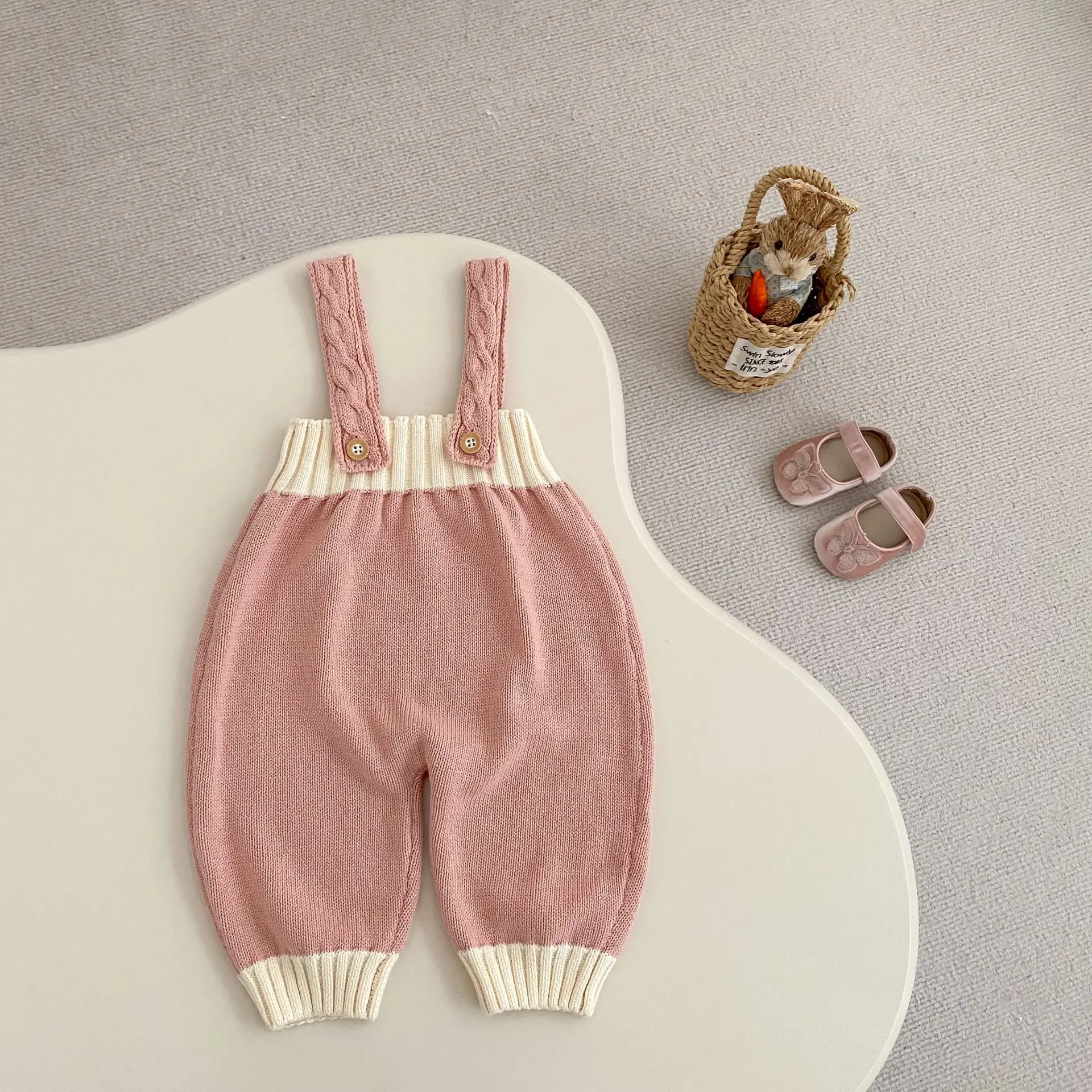 

2025 Autumn New Baby Girl Cute Sweet Strap Trousers Cotton Infant Versatile Casual Pants Girls Knitted Overalls Children Clothes