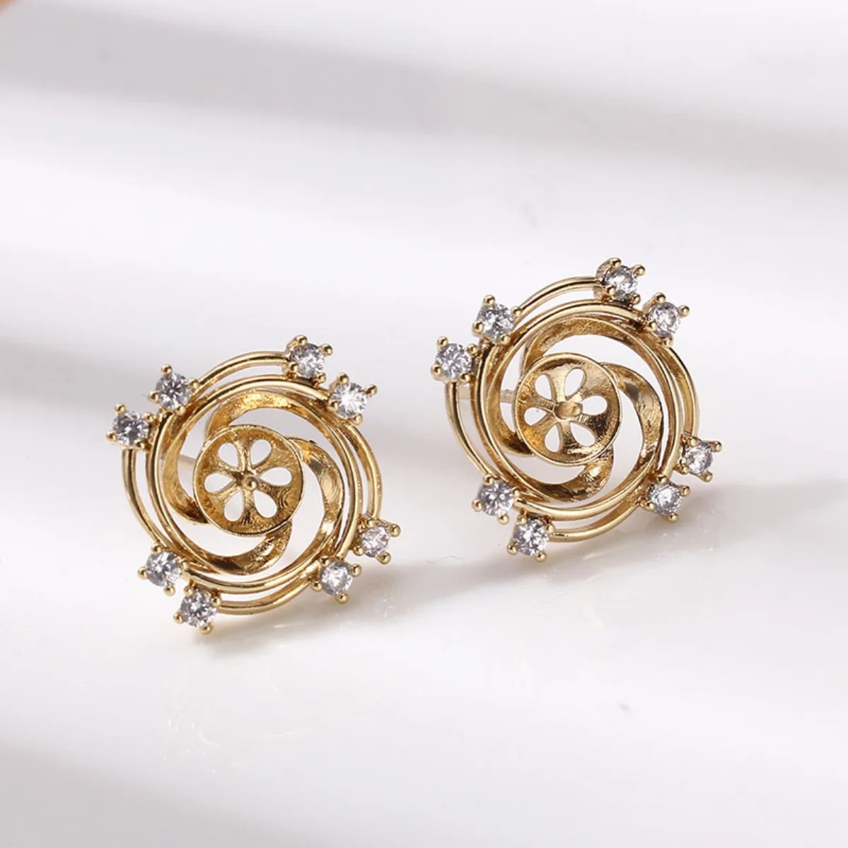 Simple Elegant Women Brass 18K Gold Plated Wreath CZ Blank Setting Handmade Findings For DIY Pearl Stud Earring