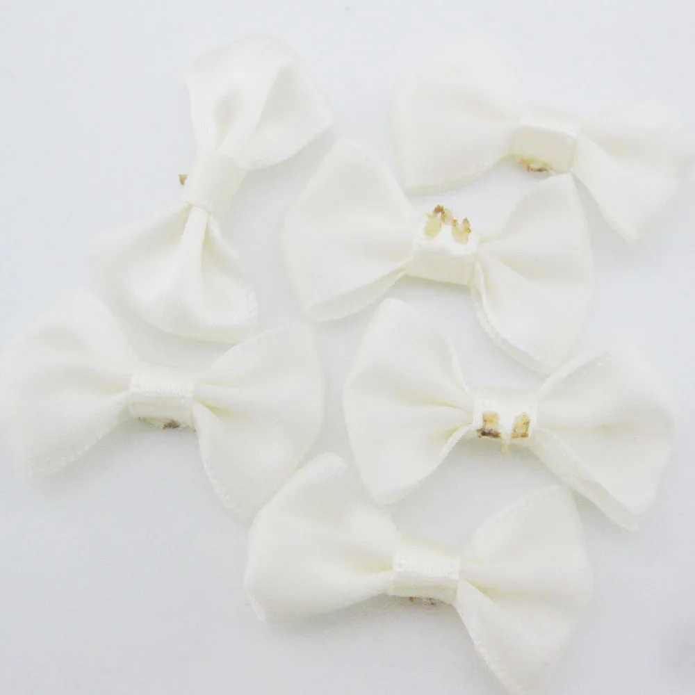Variant: 09 ivory
