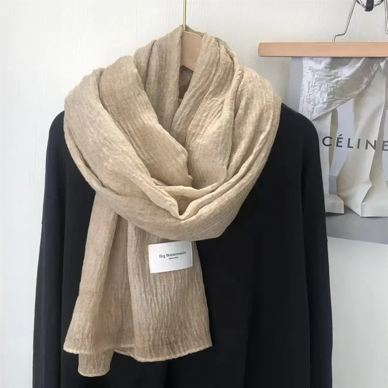 Superweicher und schlichter Schal aus Baumwolle und Leinen für Damen im Herbst und Winter, dünner und künstlerischer Retro-warmer Schal, einfarbig