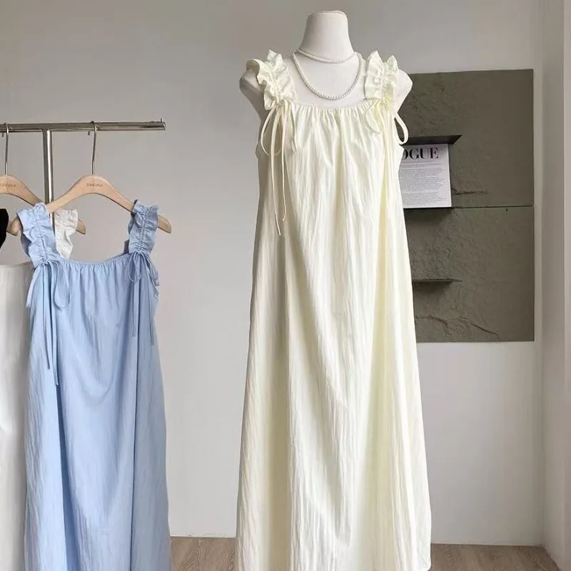 Férias vento gola quadrada fora do ombro vestido com cordão 2025 nova moda verão temperamento feminino coreano macio saia longa