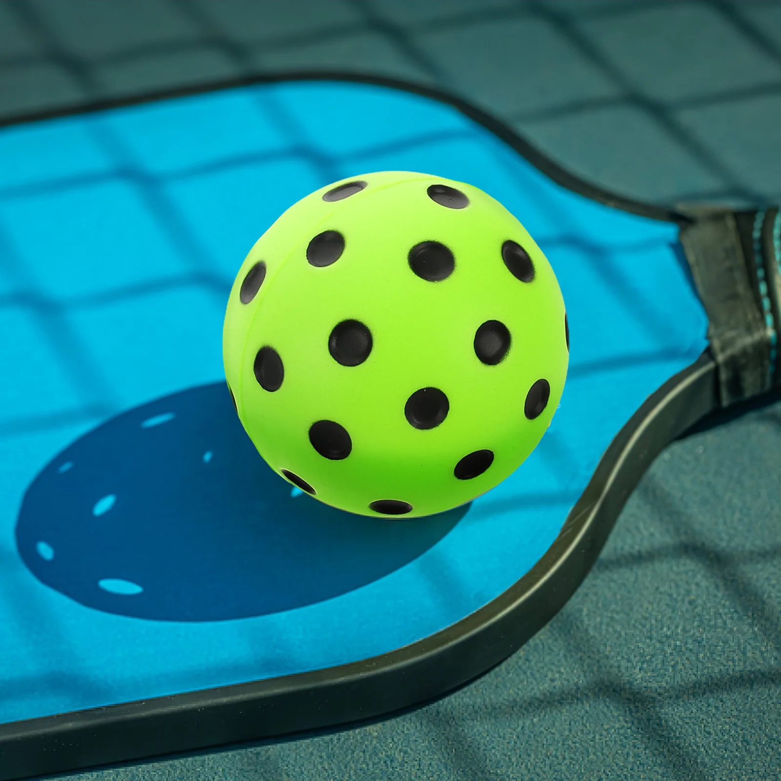 

2Pcs Low Noise Pickleball Silent Lightweight Soft PU Foam Indoor Practice Balls for School Gym Home Training Pickleball Practice