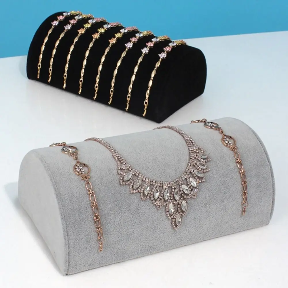 

Elegant Velvet Bracelet Display Holder Half Round Counter Display Jewellery Rack Counter Display Shelf Retail Display