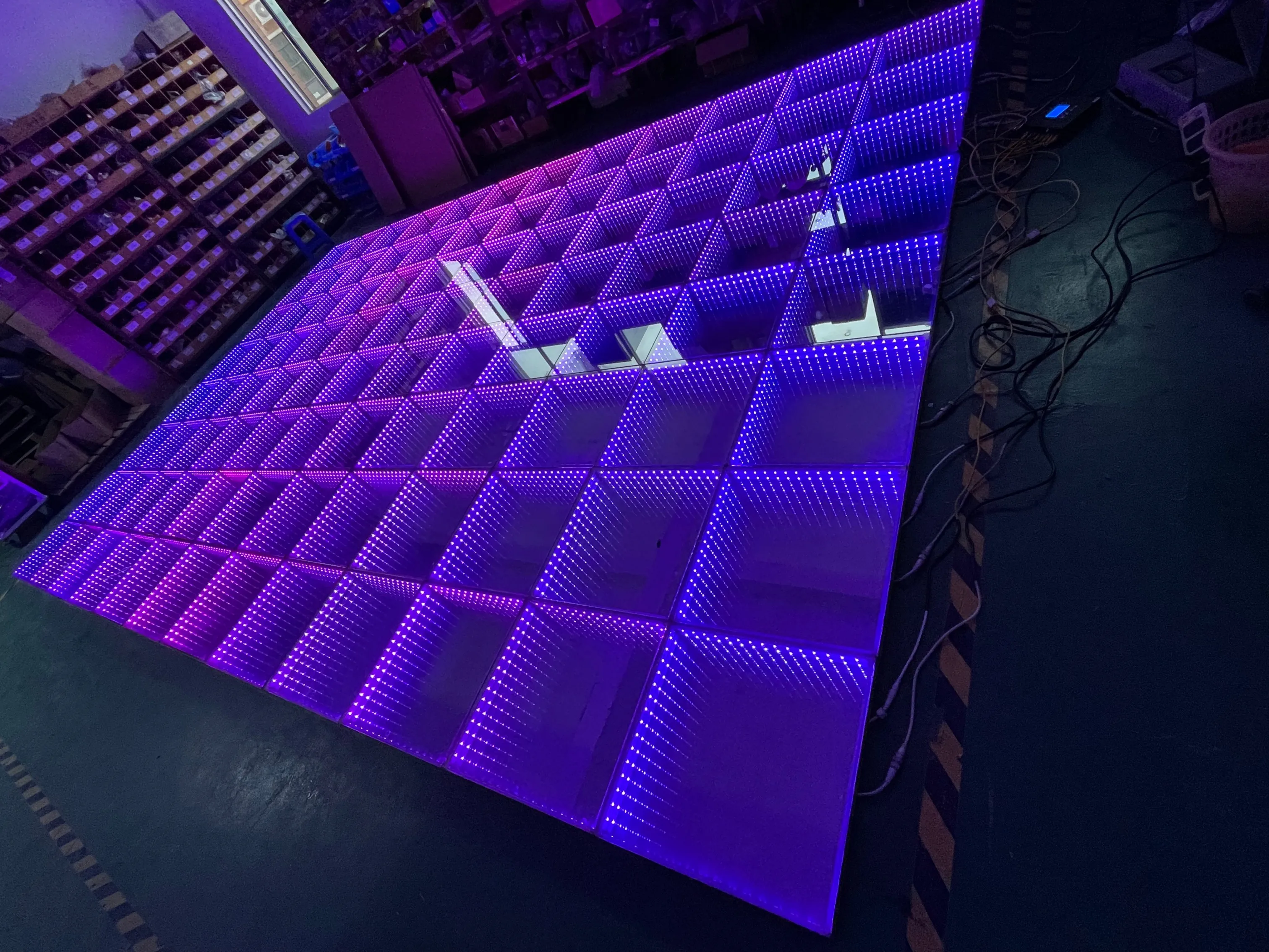 Professional 3d Led Dance Floor 50*50cm for Wedding Party Event Infinite Tunnel Mirror Full Color Stage Lighting