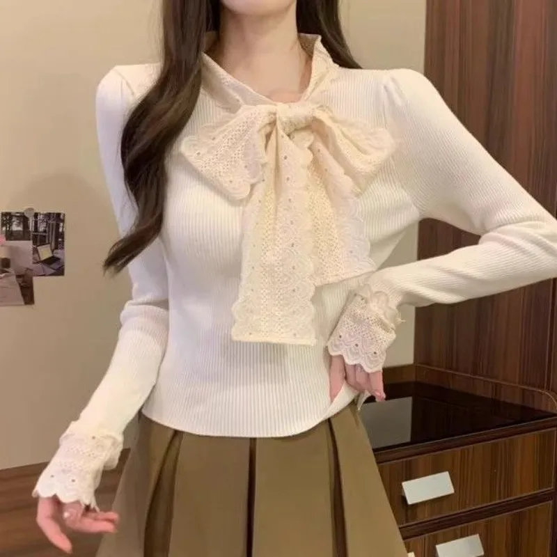 

Lace Spliced long-sleeved Knitted Base Shirt for Women in Winter with Bow Sweater Top