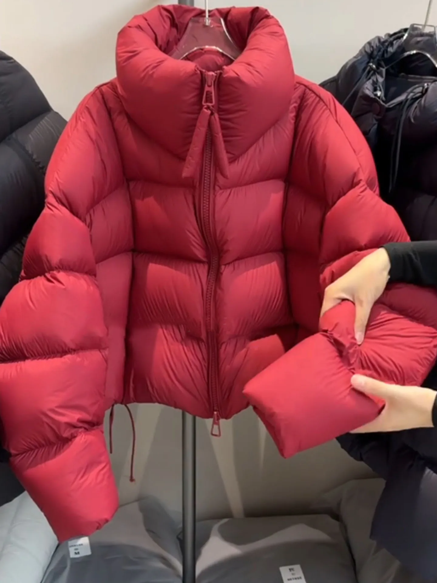 Korean Sle ort Puffer Jaet Women's Red Fluffy Coat Winter High Waist Thiened Polyester Fiber White Du down Filling