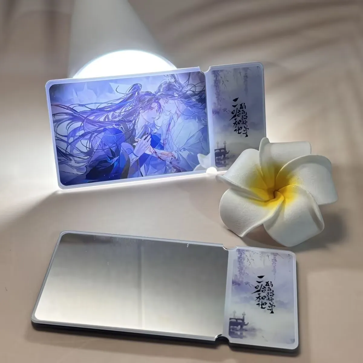 

Erha and his white cat master lens portable mirror peripheral mirror painting acrylic cultural creative mirror Chu Wanning MoRan