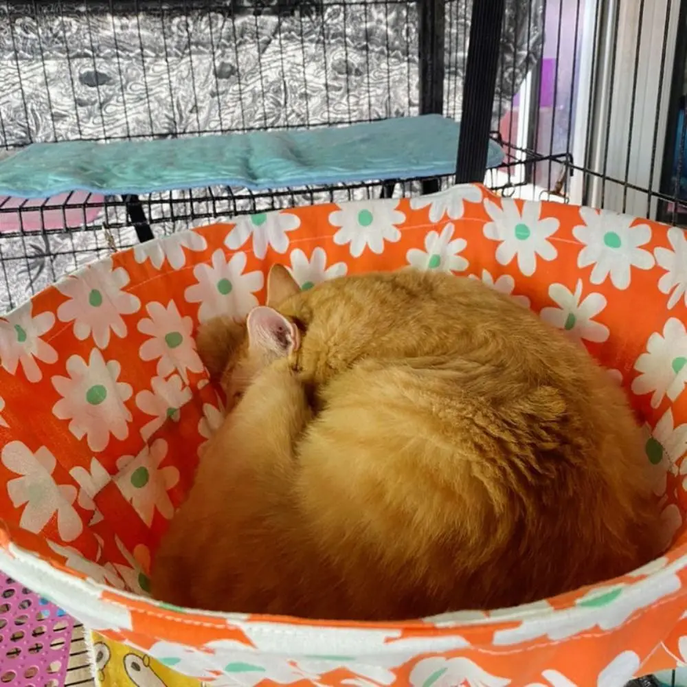 Amaca per gatti per tutte le stagioni in tessuto a prova di masticare Cinghie regolabili in velluto invernale Letto sospeso montato su gabbia Materiale resistente all'usura