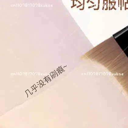 Traceless Curved Foundation Brush: Ultra-thin Design, Fits The Makeup, Does Not Stick To The Foundation