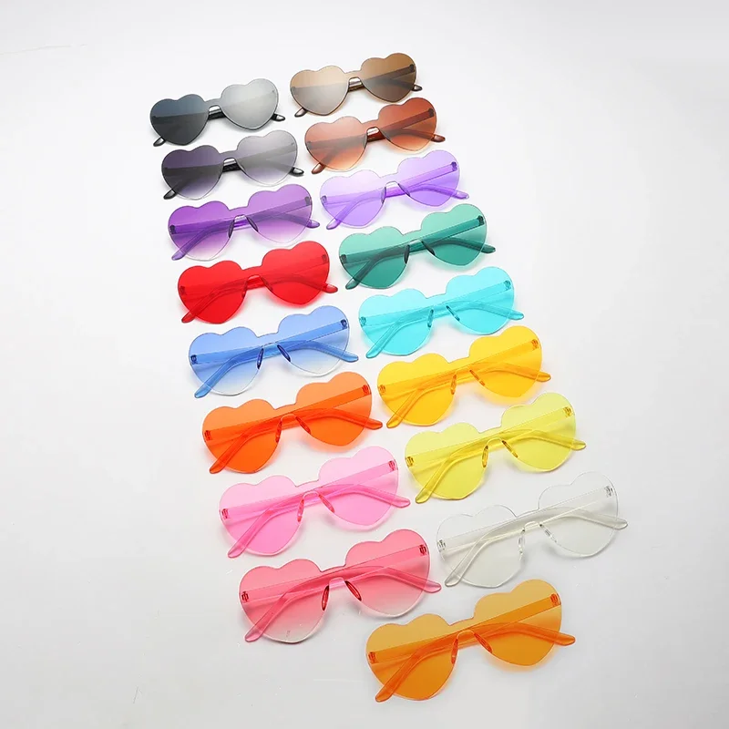 New Fashion Candy Heart Sunglasses Women Gradient Color Integrated Sun Glasses Personality Frameless Design Female Очки 선글라스