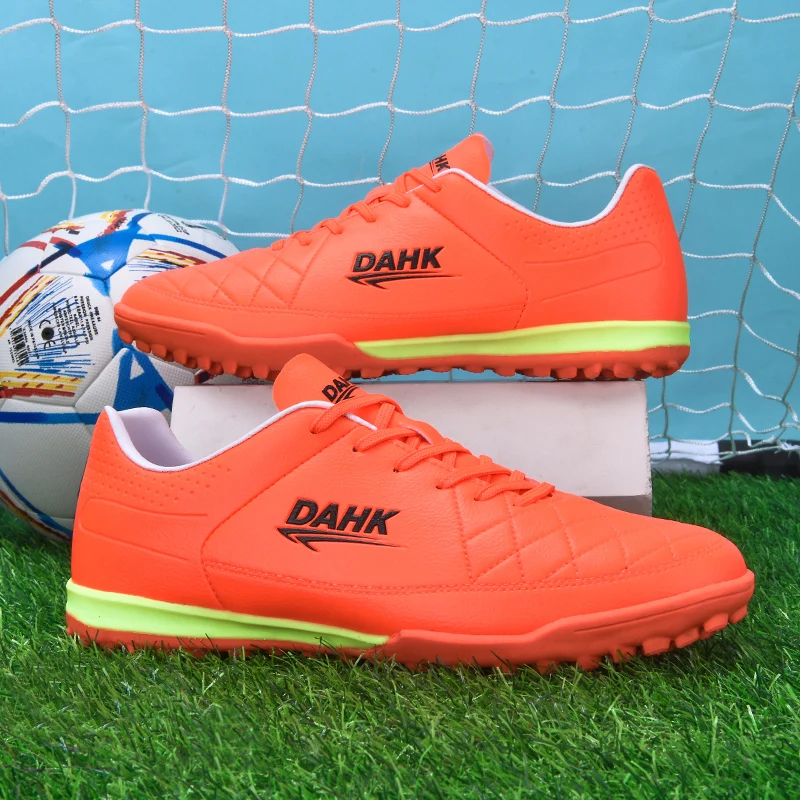 

Autumn Hot Selling Outdoor Low Cut Adult Football Shoes Support and Balance Training Sports Shoes Simple Rebound Nail Shoes