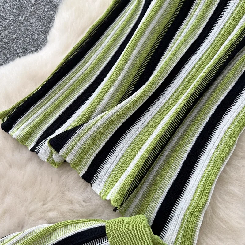 French Casual Loose striped O-neck split vest+elastic waist Midi pleated skirt 2-piece set women's summer Sets Vantage knit suit