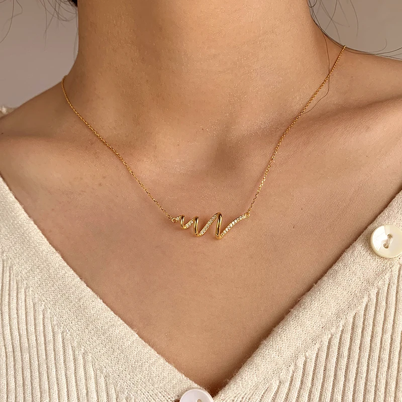 Fashionable and Versatile Genuine S925 Silver Niche Design Heartbeat Necklace Women's Electrocardiogram Clavicle Chain