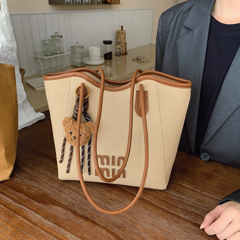 

Elegant Women's Handbag Crafted From Leather, Crossbody Shoulder Bag, Classic Style By Famous Luxury Designer For Ladies