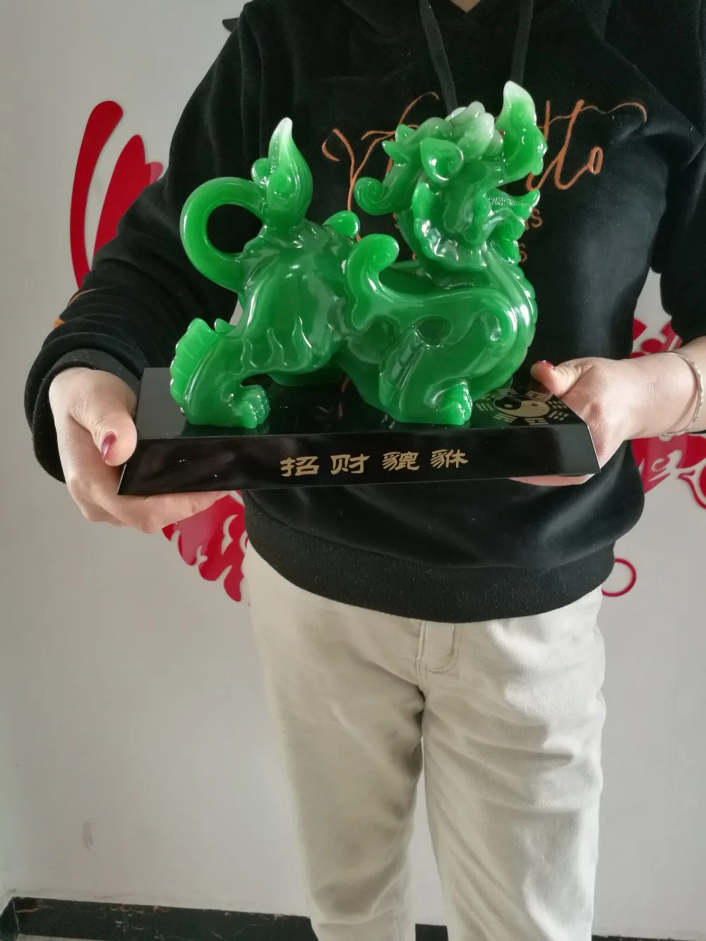 

GOOD LUCK office home Southeast Asia FENG SHUI Talisman Money Drawing dragon PI XIU green crystal Sculpture ART statue # 24CM