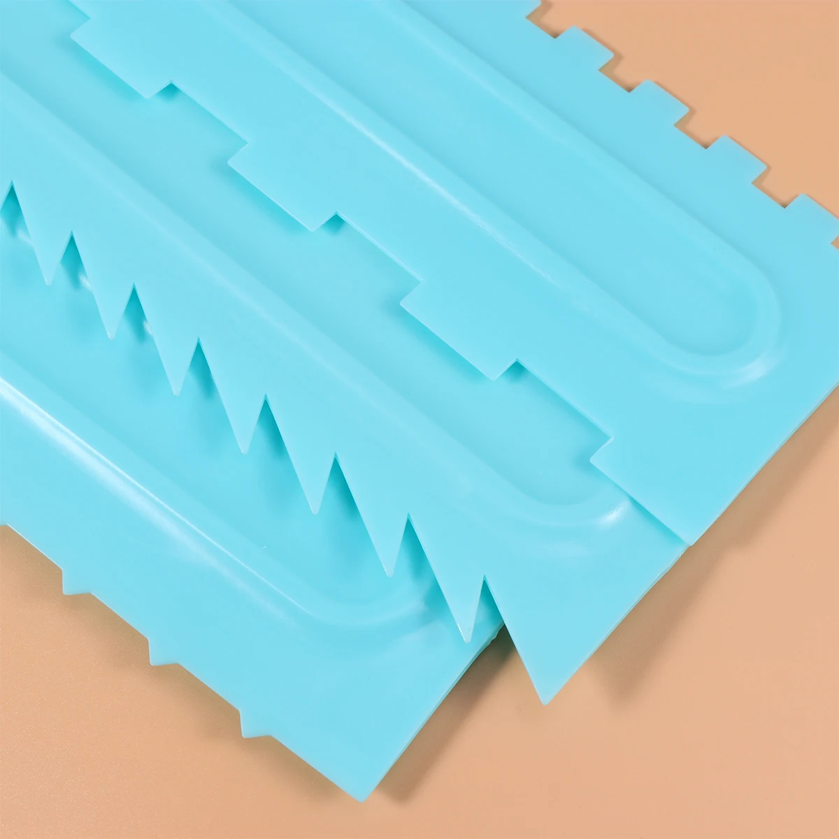 

6 Pcs Cake Decoration Tools Cream Smoother Butter Spatulas Scraper Accessories Plastic Scream Scraper Icing Comb