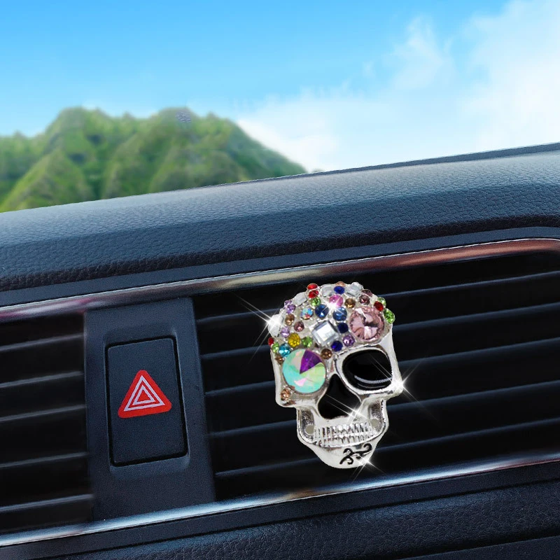 Inlay Water drill Vintage Skull Head car Air conditioning outlet perfume car perfume car interior accessories car fragrance