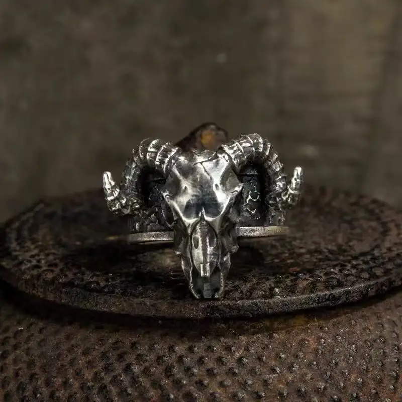 1PCS Minimalist Punk Style Skeleton Sheep Head Ring Hip Hop Men's and Women's Ring, Adjustable Opening Skeleton Decoration, Suit