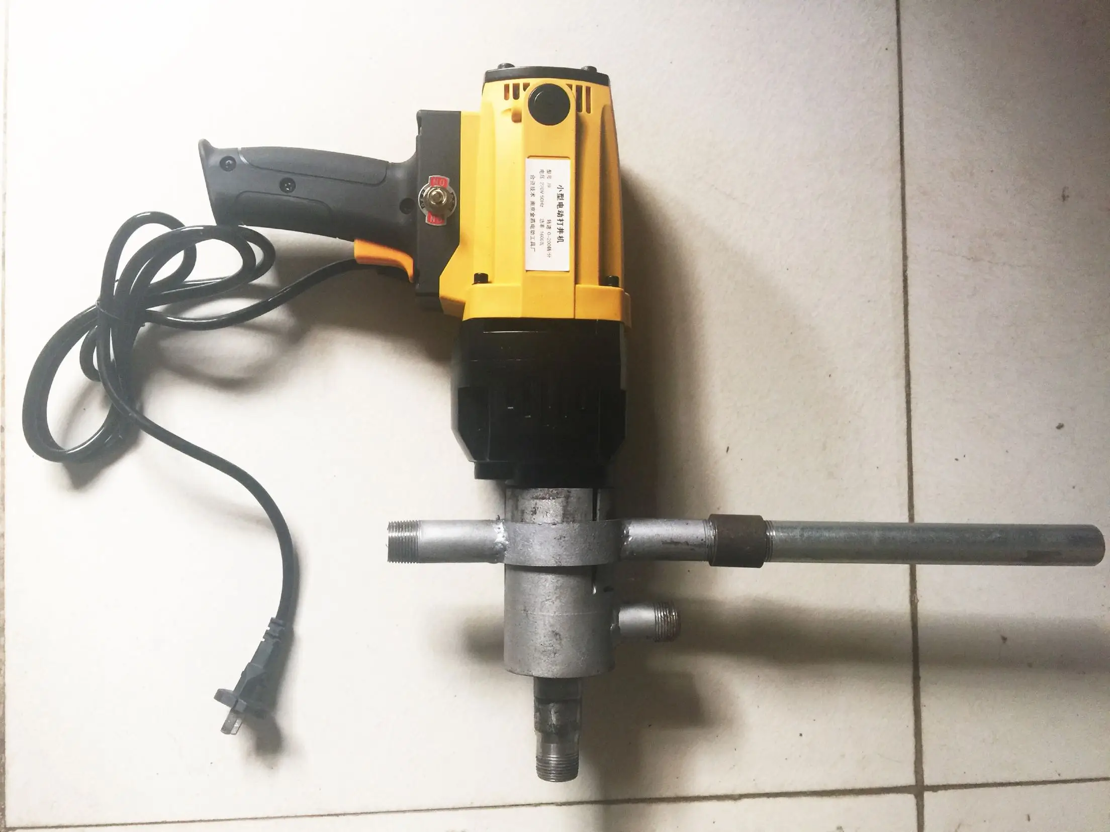 Customized small electric drilling rig, large torque stone drilling rig, pile extractor and perforator manufacturer entered