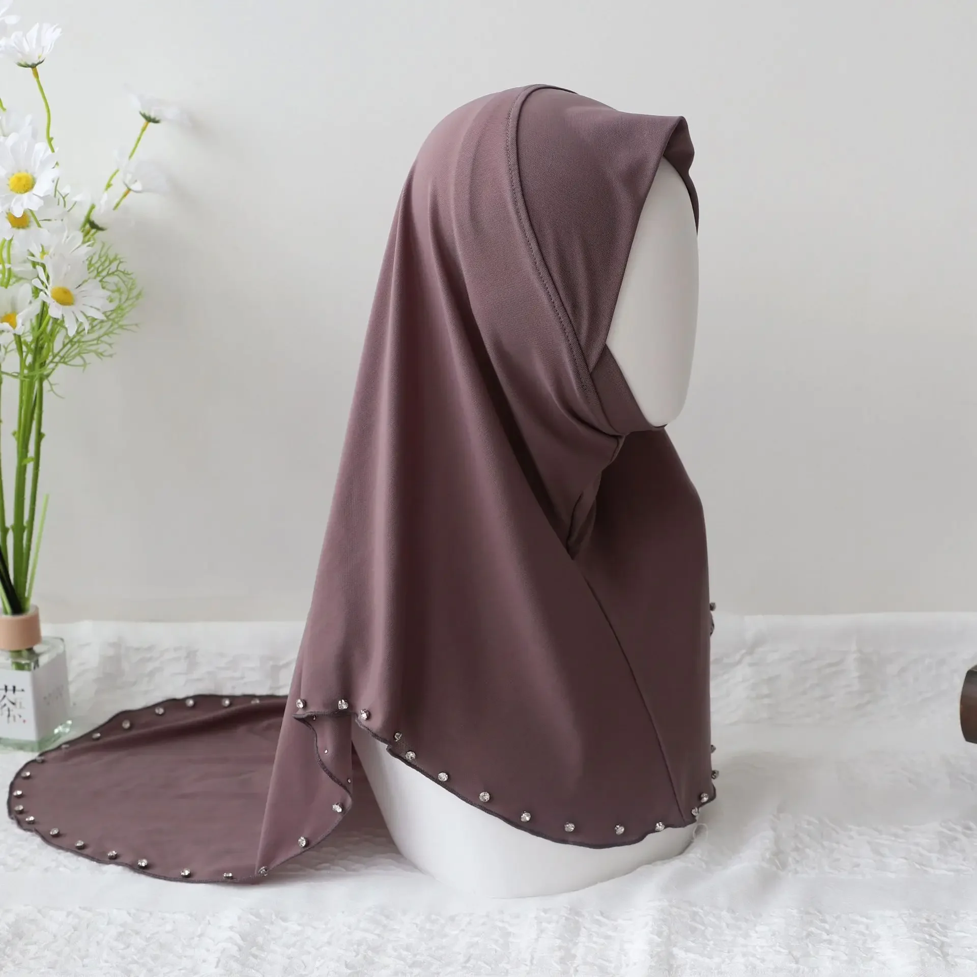 

Muslim Women Fashion Headscarf Hijab Scarves Veil Islam Diamonds Solid Color Instant Scarf Islamic Head Wrap One Piece Amira Hat