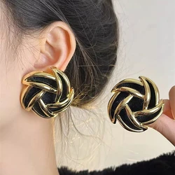 Vintage Metal Spiral Black Earrings for Women Girls Exaggerated Fashion Party Statement Jewelry Accessories